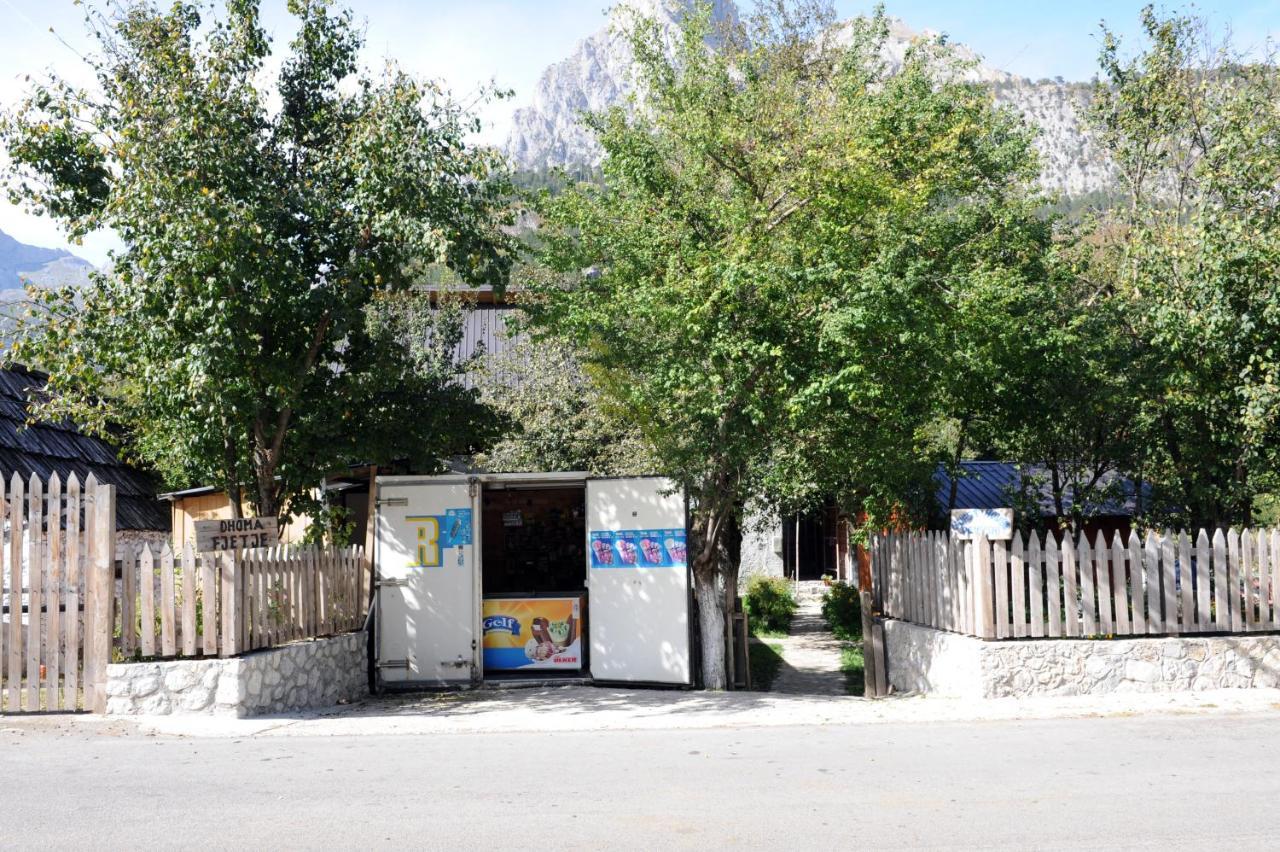 Guesthouse Demushi Valbone Exterior photo